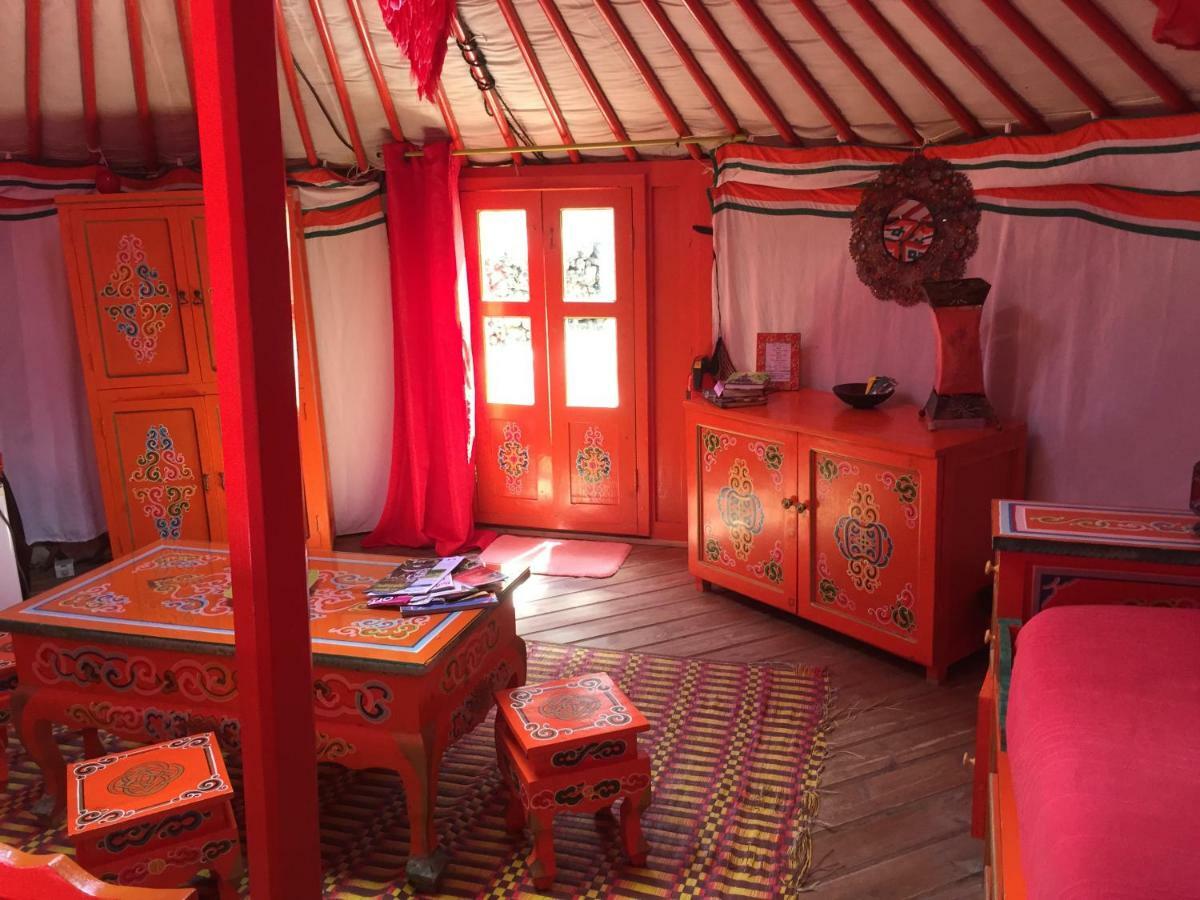 Au Soleil Mongol Bed and Breakfast Sorède Eksteriør billede